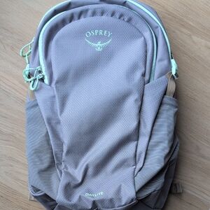 Osprey Daylite Gray and Mint Backpack